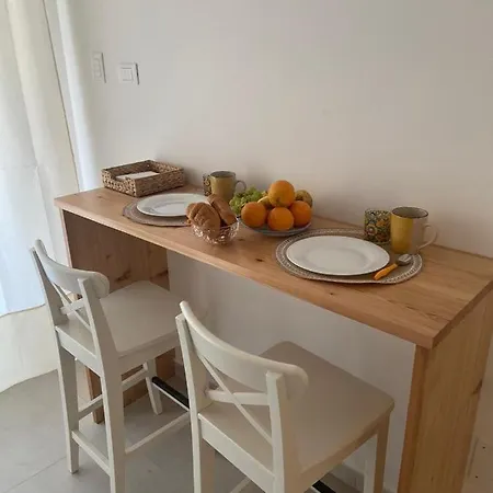 Marinto ايسكيا