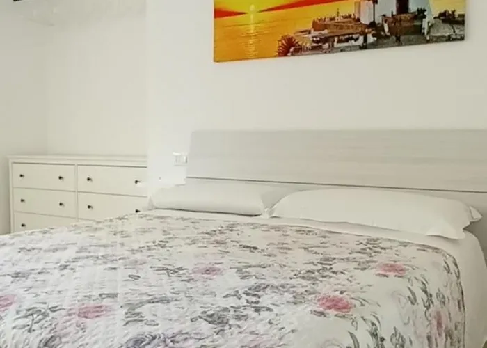 Semesterbostad Marinto *